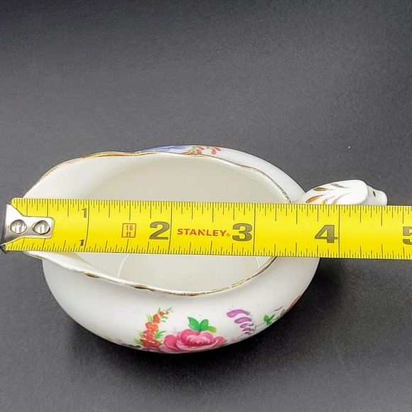Vintage Royal Albert Barbara Ann Creamer Bone China England Floral Gold Read - Picture 9 of 10